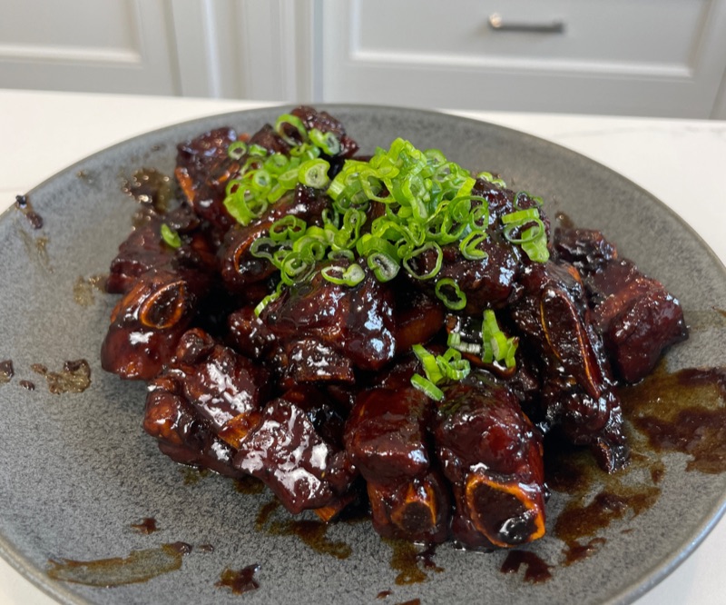 Wanhechun braised ribs